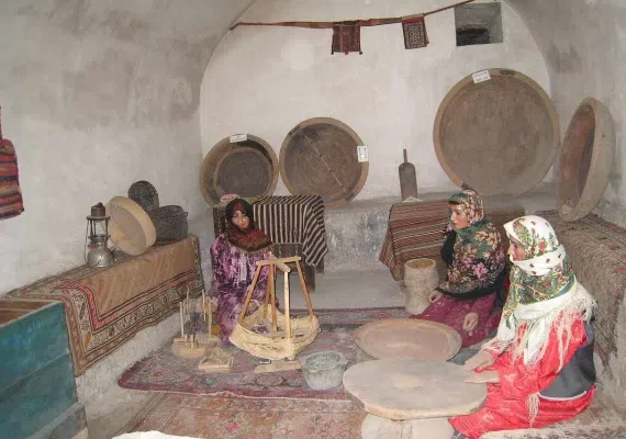 موزه مردم شناسی اردبیل