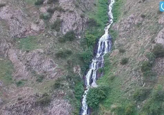 آبشار آق بلاغ