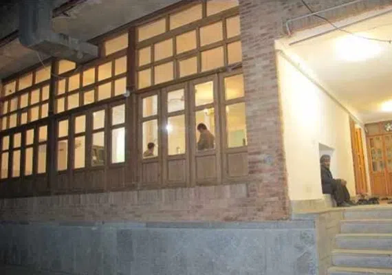 مسجد و زیارتگاه هاجره خاتون