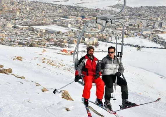پیست اسکی بین المللی نسار