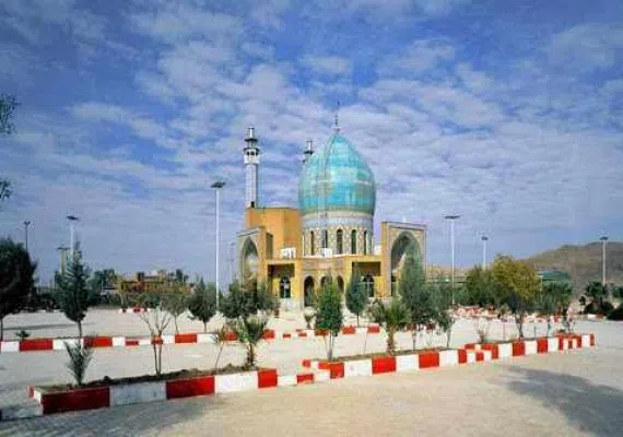 مقبره ی احمد بن اسحاق اشعری قمی