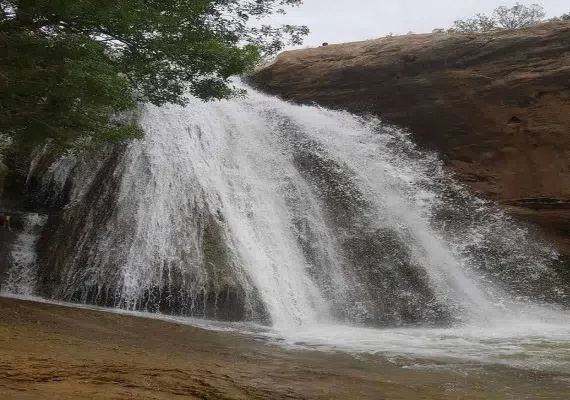 آبشار سرکانه