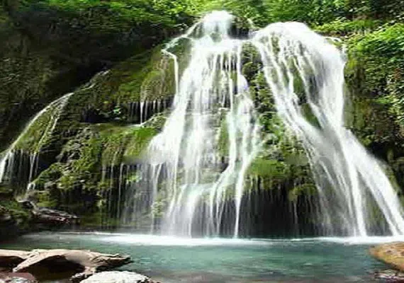 آبشار چم آو