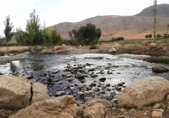 سراب زز