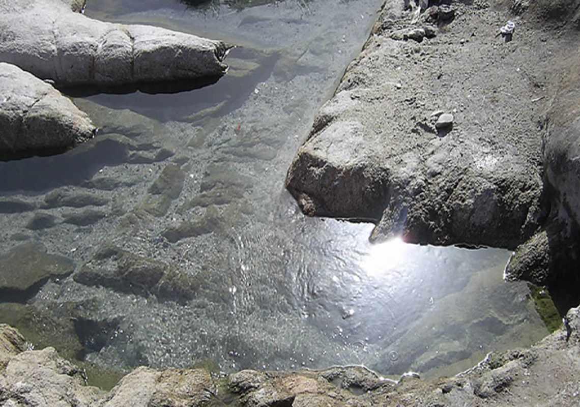 چشمه های آب گرم دهلران