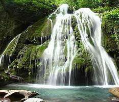 آبشار چم آو