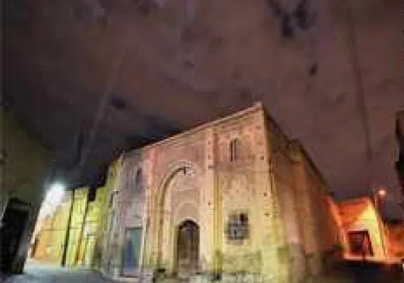 خانه تاریخی سوزنگر