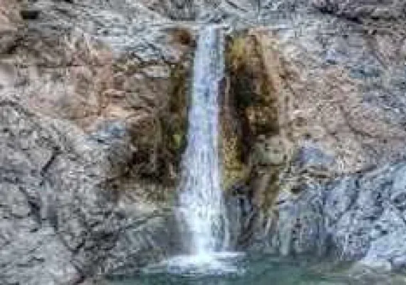 پیپ، آبشار پلکانی لاشار