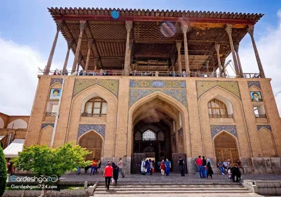 کاخ عالی قاپو اصفهان، شاهکاری در قلب نقش جهان