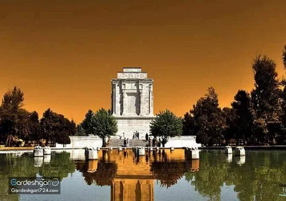 آرامگاه و مقبره فردوسی کجاست