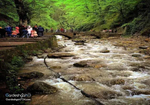 آبشار کبودوال، بزرگترین آبشار خزه ای جهان