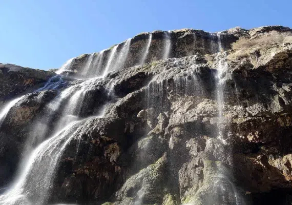 آبشار کمردوغ