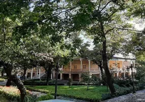 باغ موزه نظری