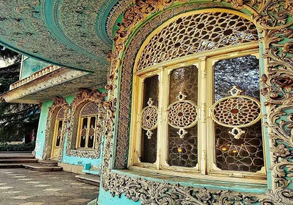 موزه زمان تهران