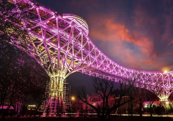 پل طبیعت تهران کجاست