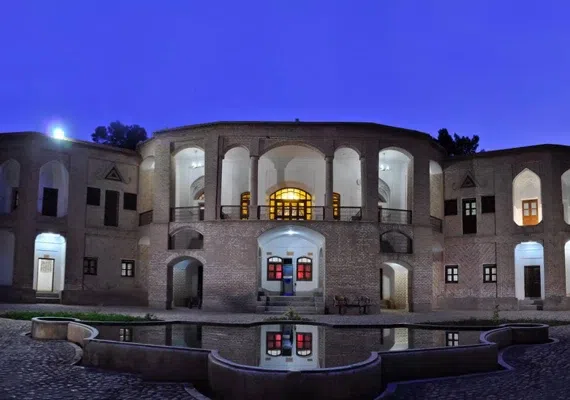 باغ و عمارت اکبریه