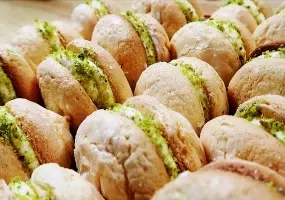 سوغات تبریز | کامل ترین لیست| از صنایع دستی تا انواع شیرینی