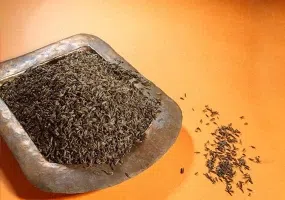 سوغات کرمان فقط زیره نیست! لیست کامل 14 سوغات این شهر زیبا + عکس