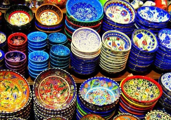 سوغات تهران، لیستی کامل از خوشمزه ترین و بهترین سوغاتی های سفر به پایتخت